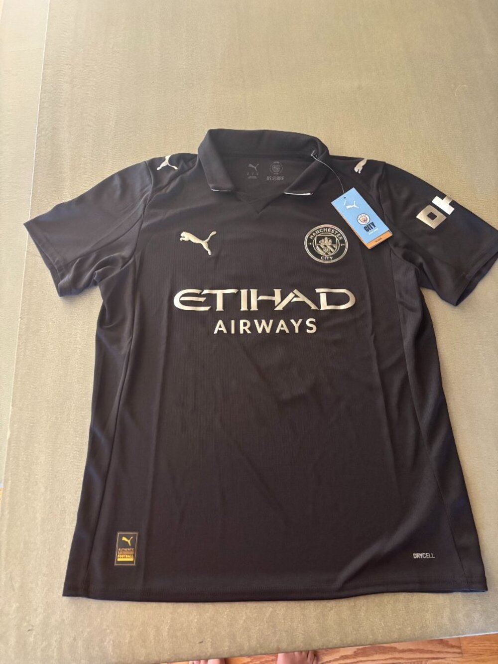 NWT Manchester City Haaland 9 Puma Jersey M